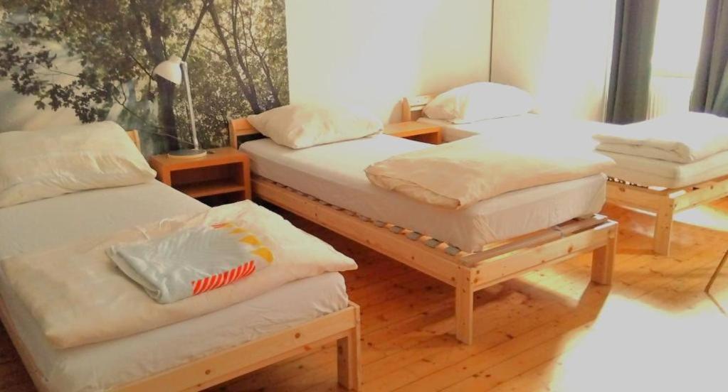 Townhouse Citycenter Клагенфурт Екстериор снимка