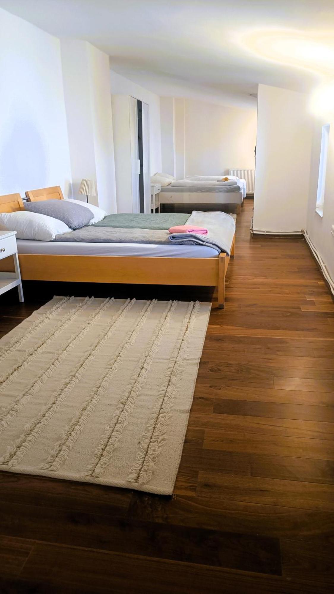 Townhouse Citycenter Клагенфурт Екстериор снимка
