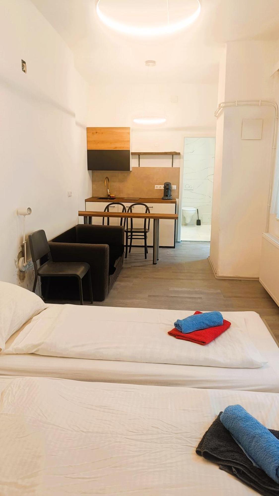 Townhouse Citycenter Клагенфурт Екстериор снимка